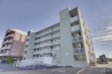 Worcester House 204